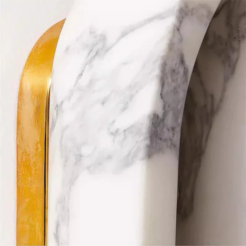 Cayetana Wall Lamp