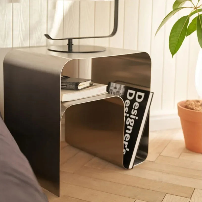 Tracy Bauhaus Side Table