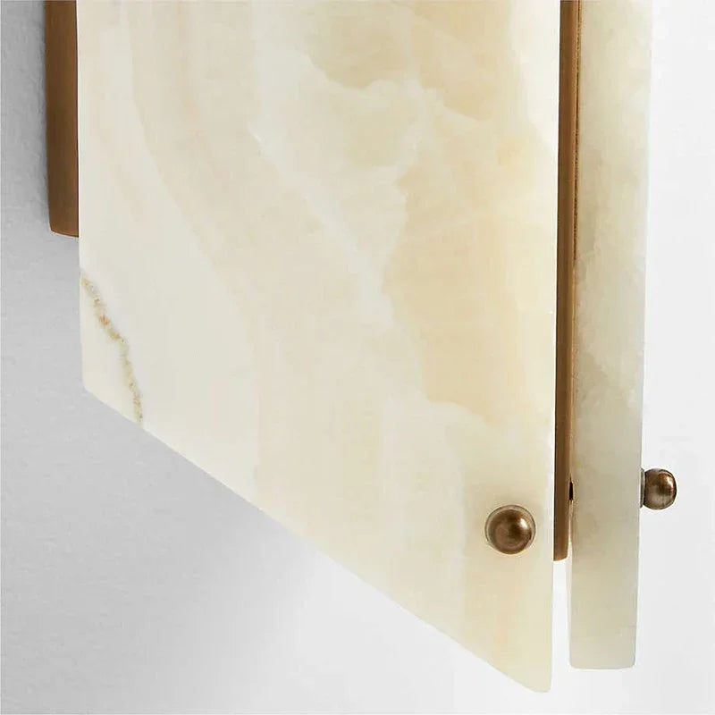 Anunia Wall Lamp