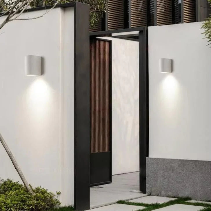 Sammie Cement Wall Lamp