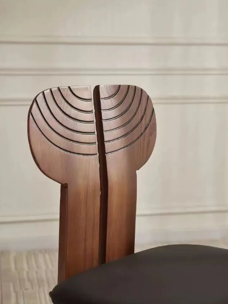 Asta Chair