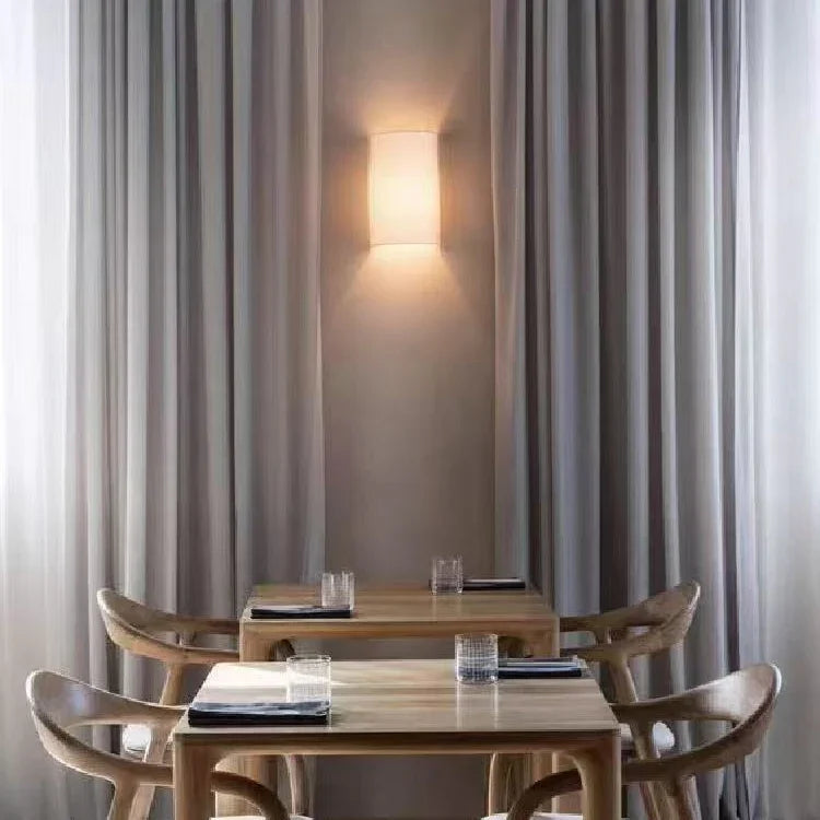 Fannhie Wall Lamp