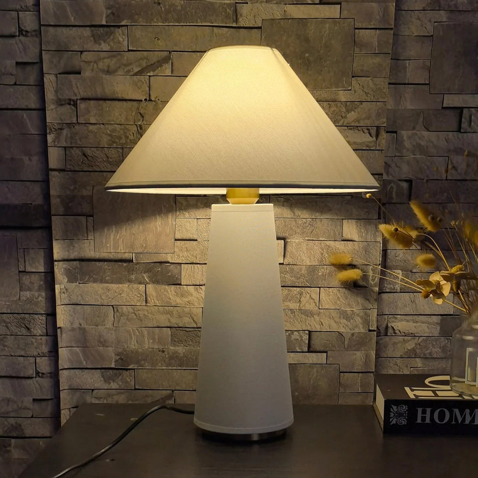 Nayeli Table Lamp