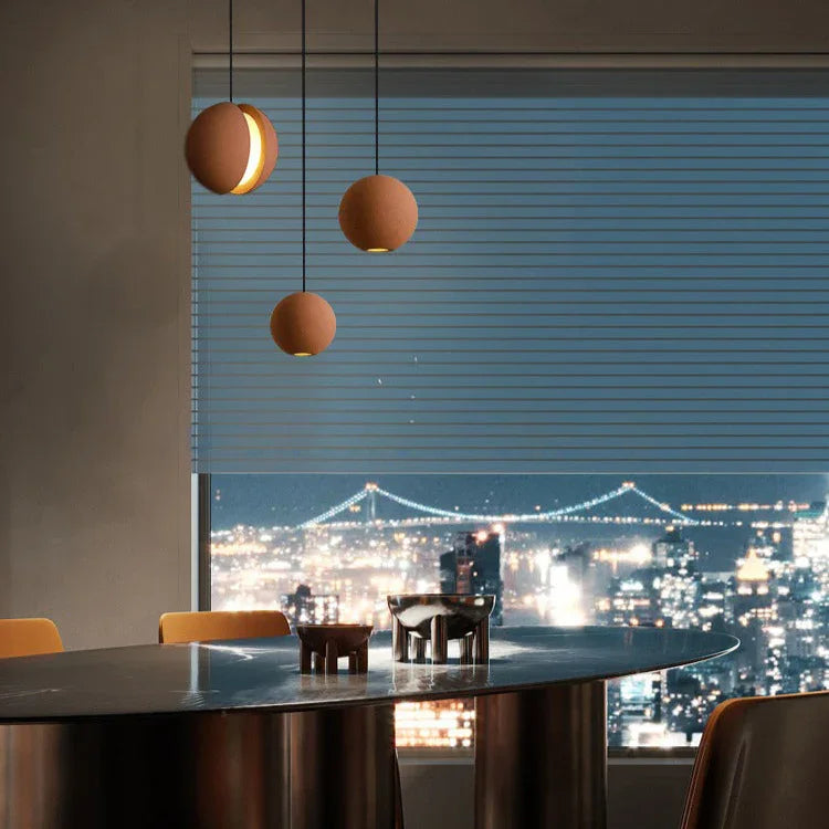 Ebba Pendant Light