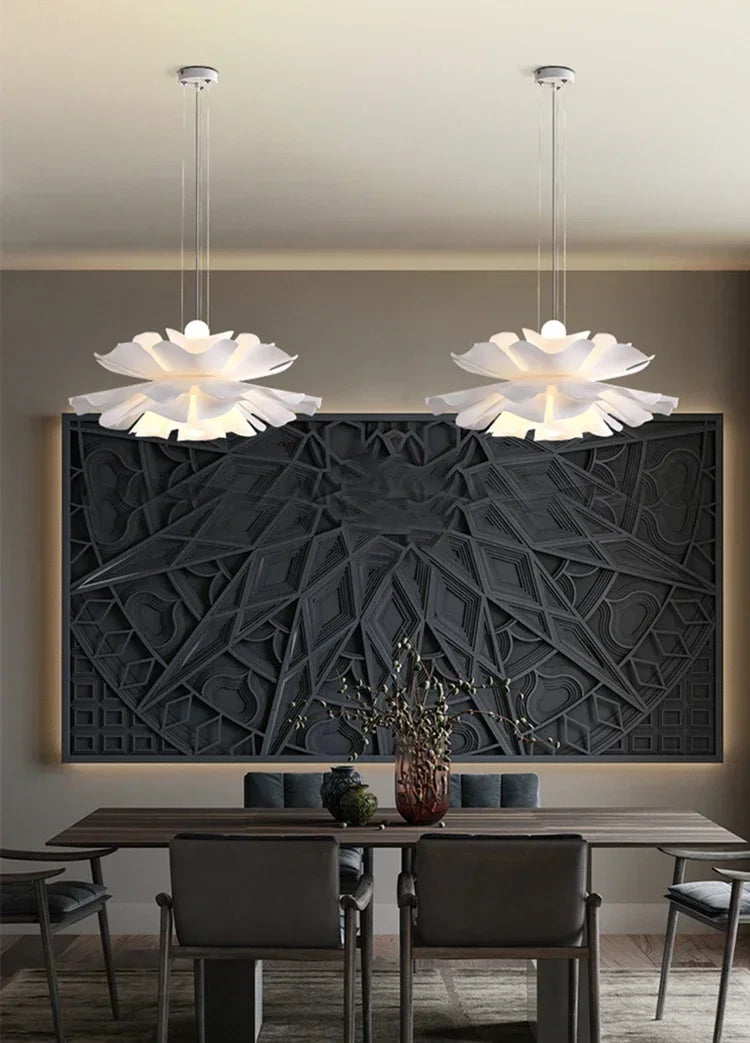 Wendy Flower Pendant Light
