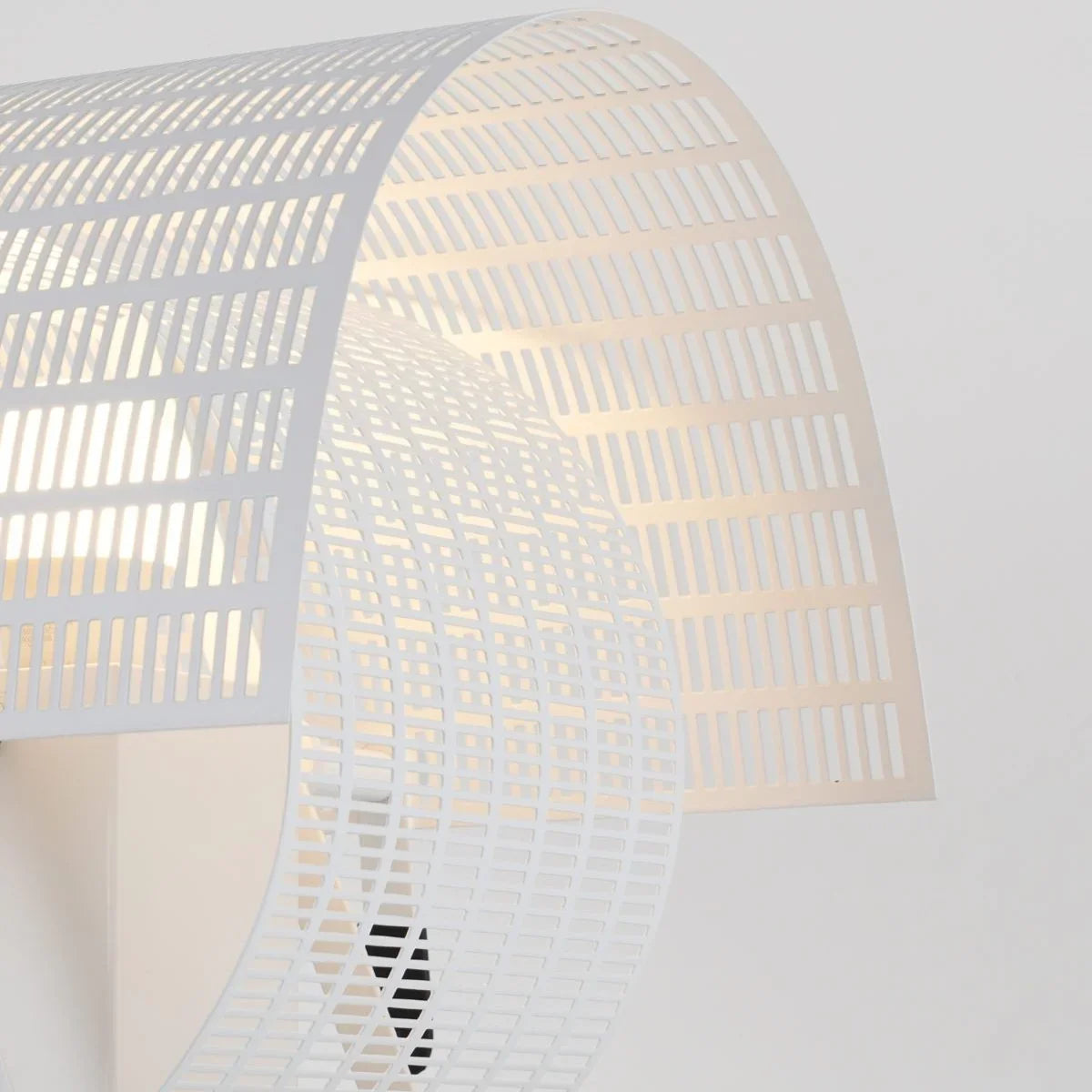 Dragun Table Lamp