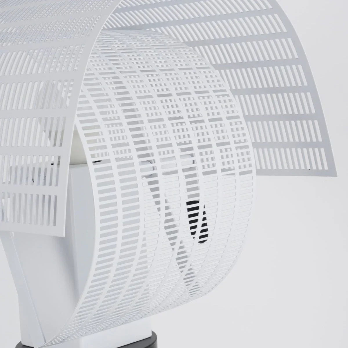 Dragun Table Lamp