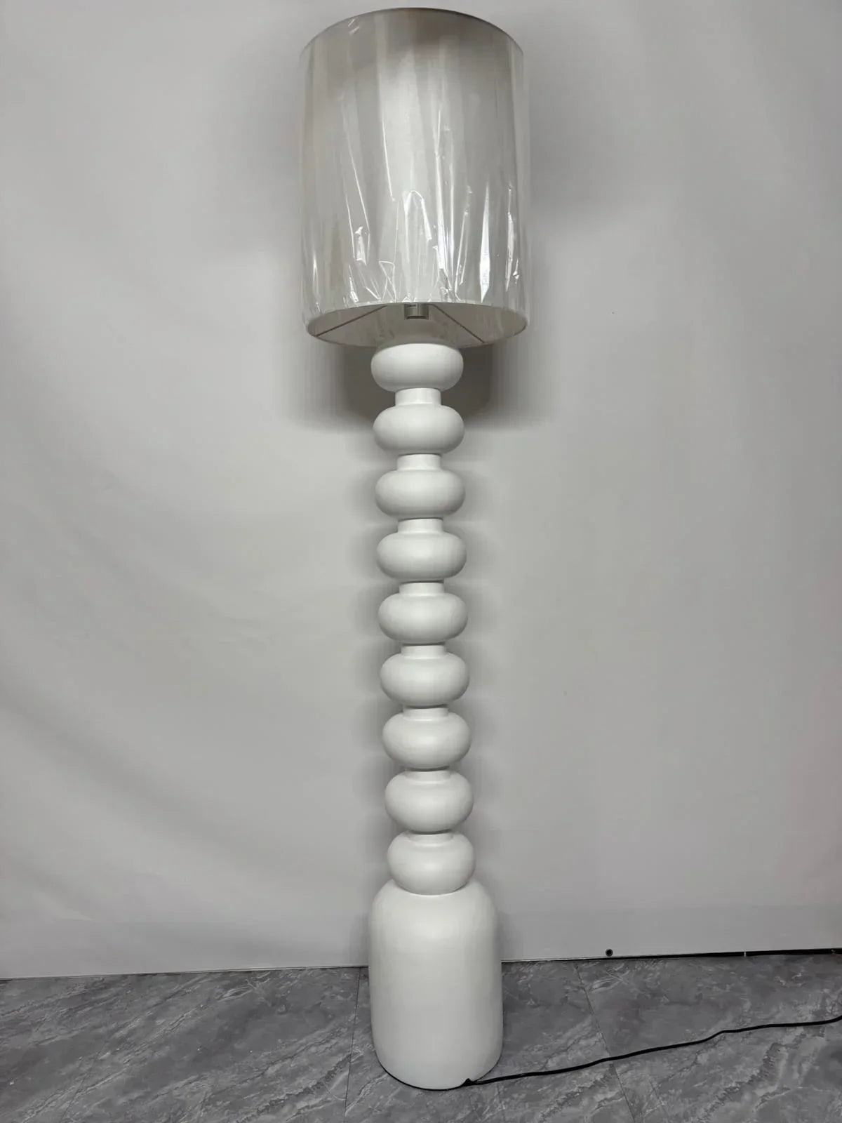 Eleganza Floor Lamp