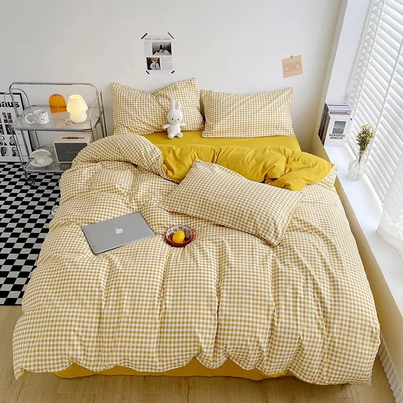 Onelia Checkered & Stripped Bedding Set