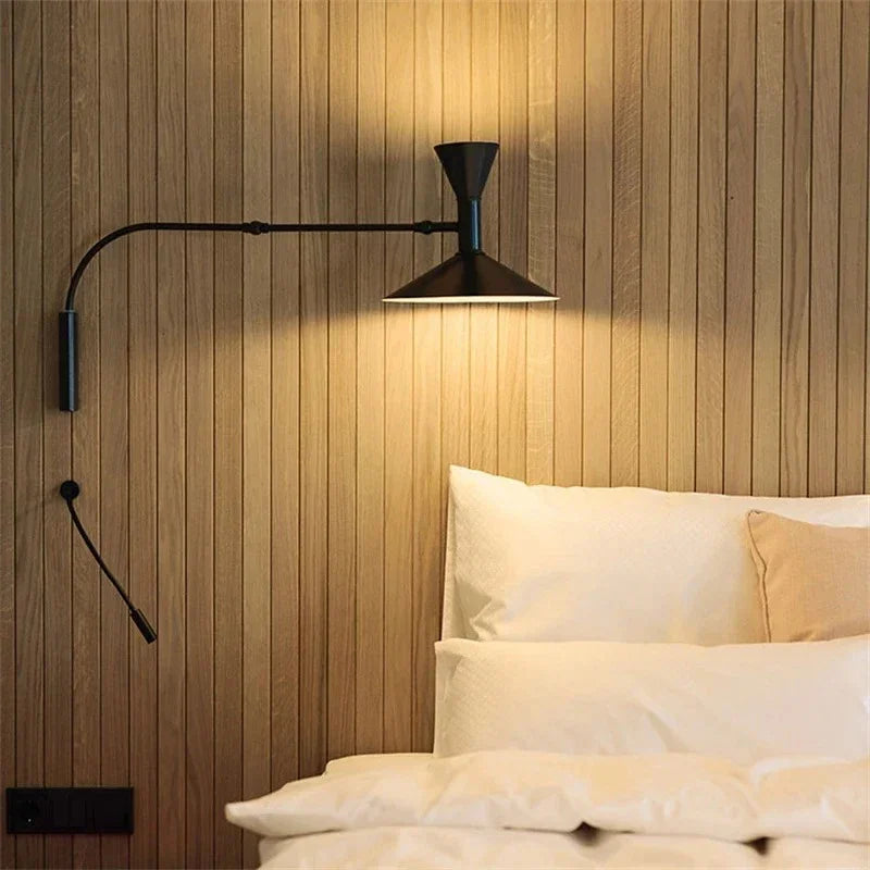 April Wall Lamp