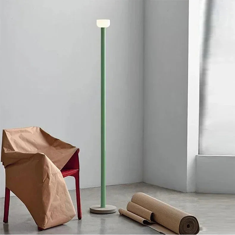 Willow Classic Floor Lamp
