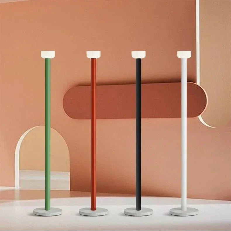 Willow Classic Floor Lamp