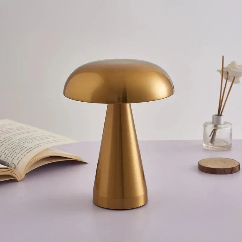 Paddington Portable Lamp