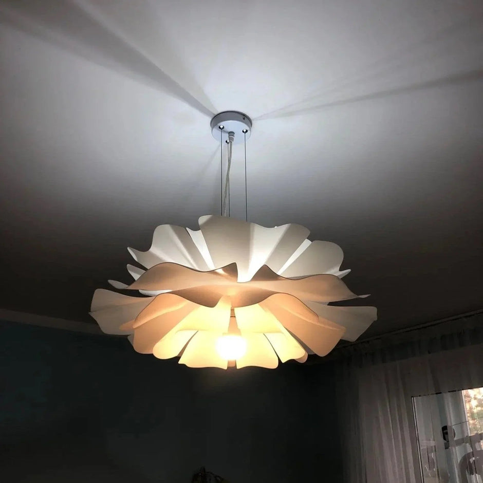 Wendy Flower Pendant Light