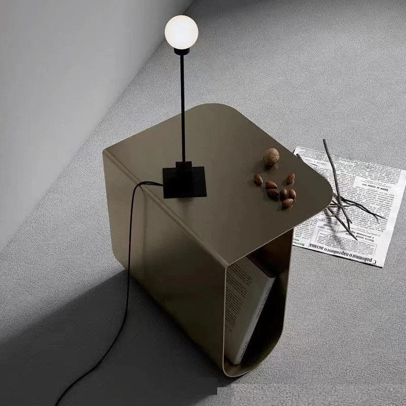 Viana Table