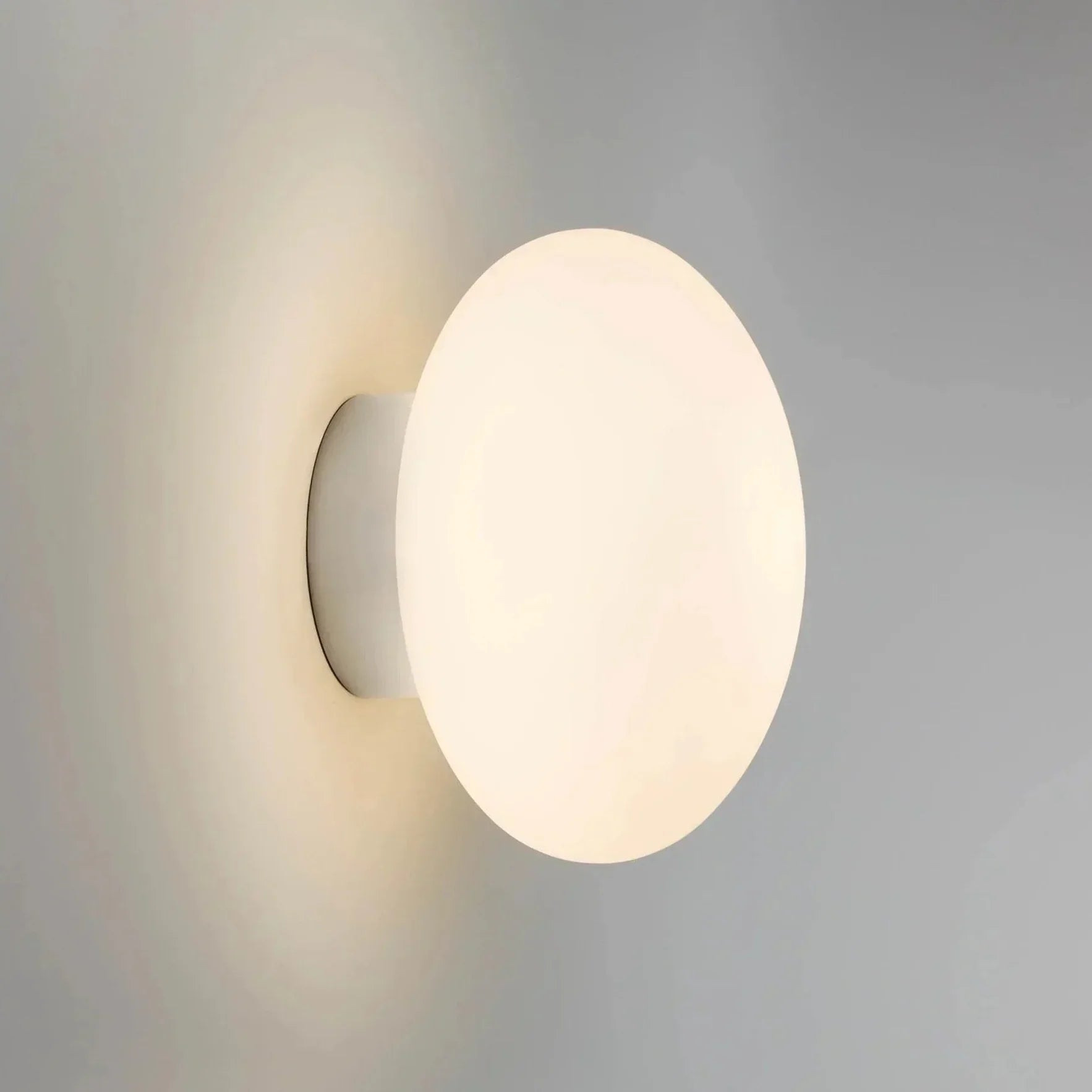 Irah Glass Ball Wall Lamp