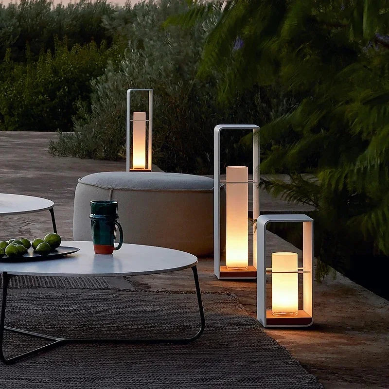 Reyna LED Outdoor Light