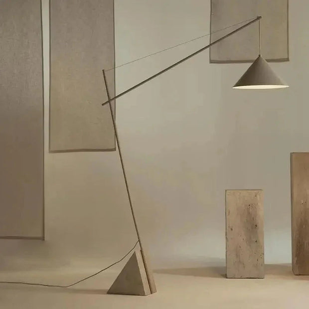 Delieh Floor Lamp