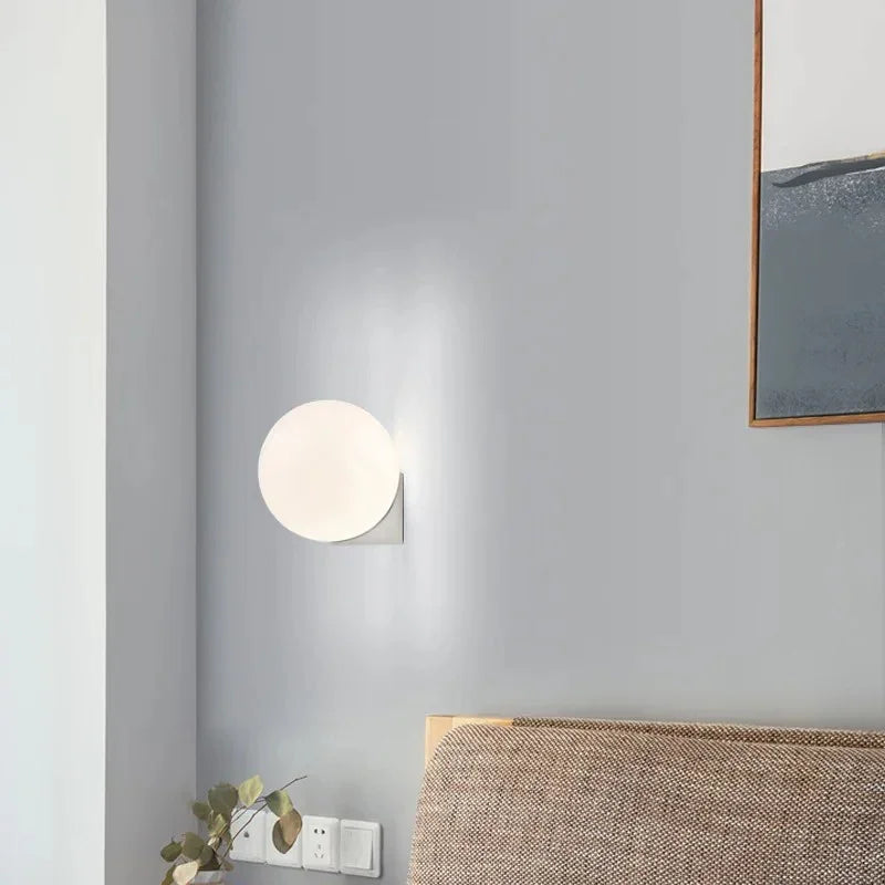 Tiana Wall Lamp