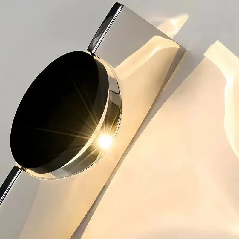 Lorraine Wall Lamp