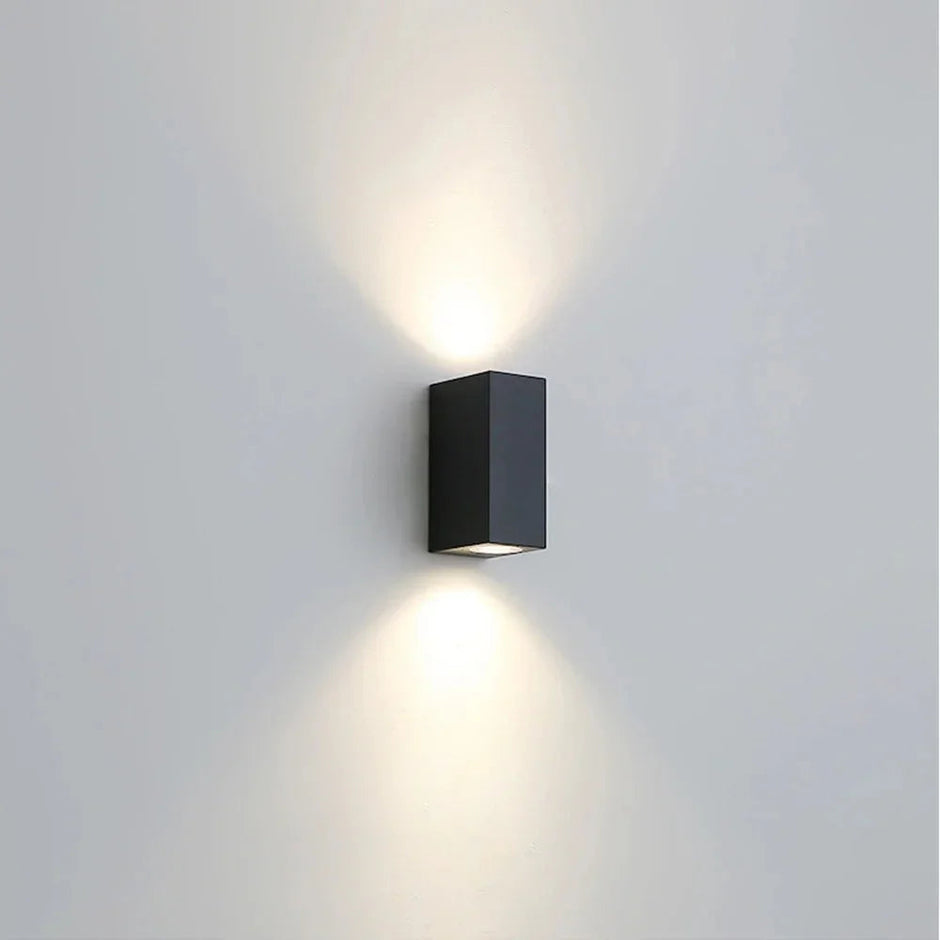 Ahana LED Wall Lamp