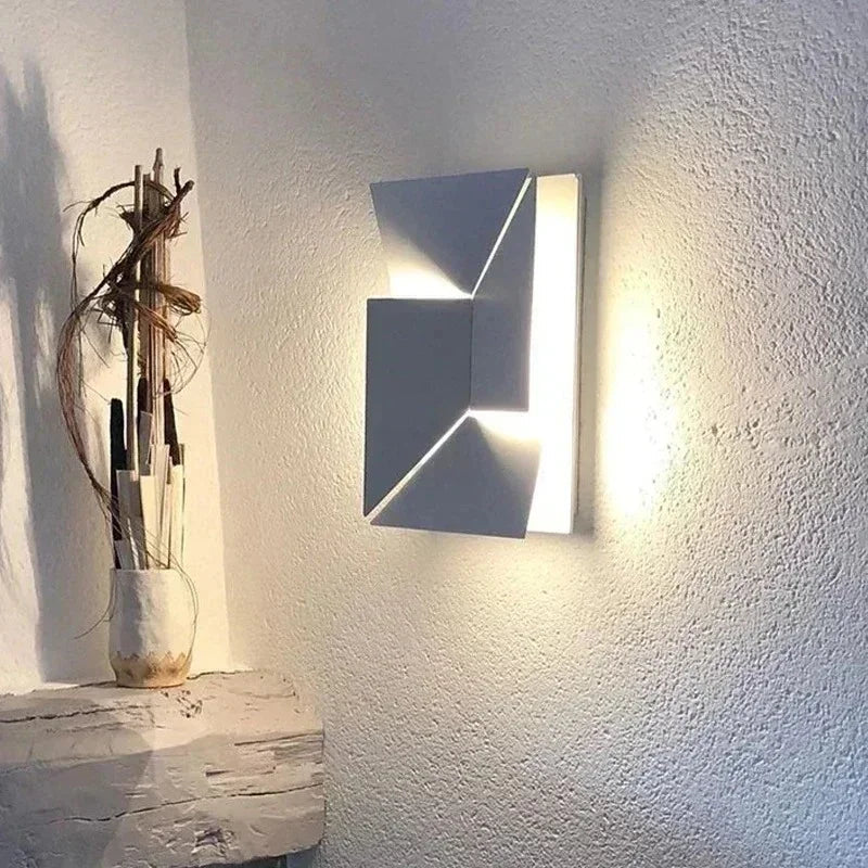 Jaliyah Wall Light