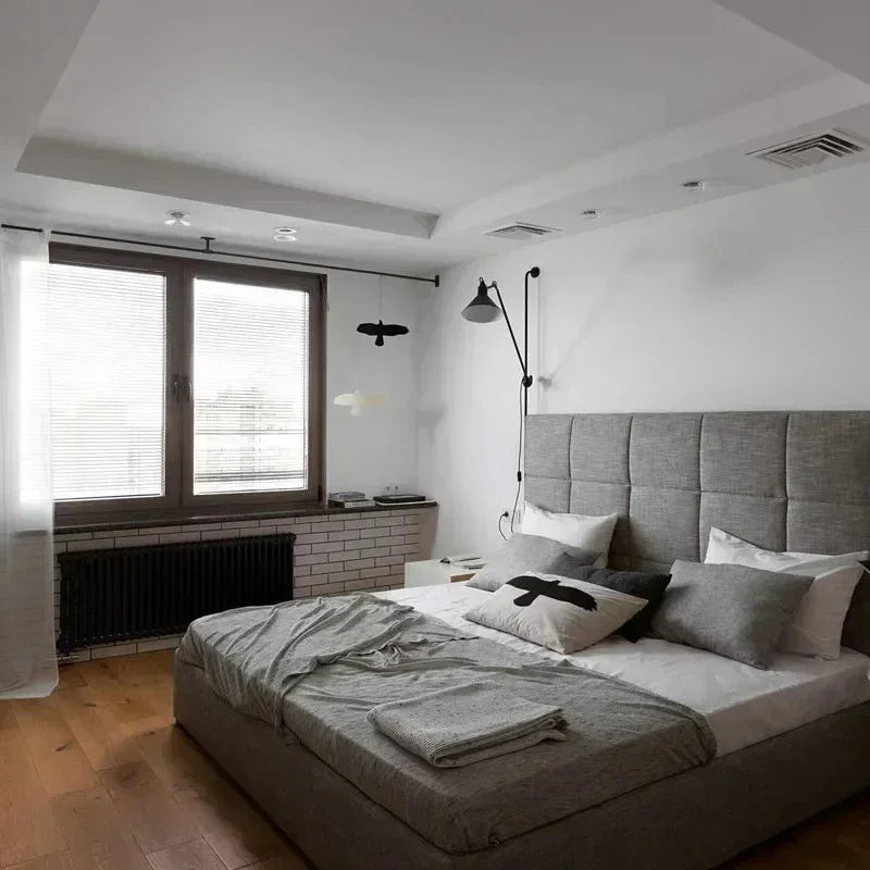 Vanya Wall Lamp
