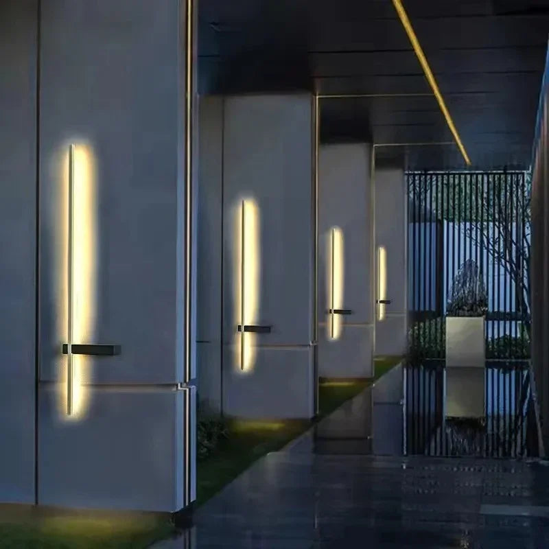 Aida LED Wall Lamp
