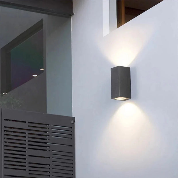 Ahana LED Wall Lamp